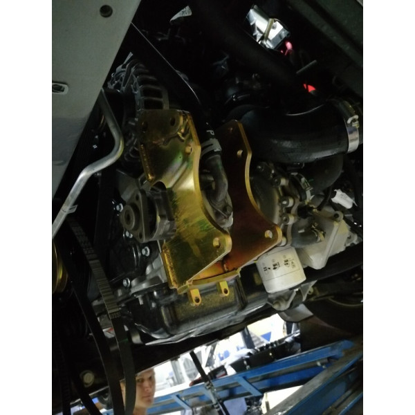 Кронштейн компрессора для Ford Transit V348 2.2л FWD (передний привод) с кондиционером с 2012 г.в, под компрессор SD5H14/7H15