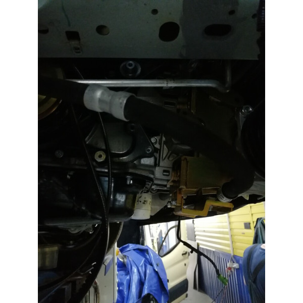 Кронштейн компрессора для Ford Transit V348 2.2л FWD (передний привод) с кондиционером с 2012 г.в, под компрессор SD5H14/7H15