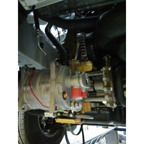 Кронштейн компрессора для Ford Transit V348 2.2л FWD (передний привод) с кондиционером с 2012 г.в, под компрессор SD5H14/7H15