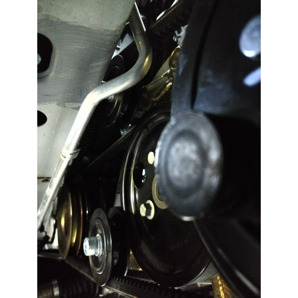 Кронштейн компрессора для Ford Transit V348 2.2л FWD (передний привод) с кондиционером с 2012 г.в, под компрессор SD5H14/7H15