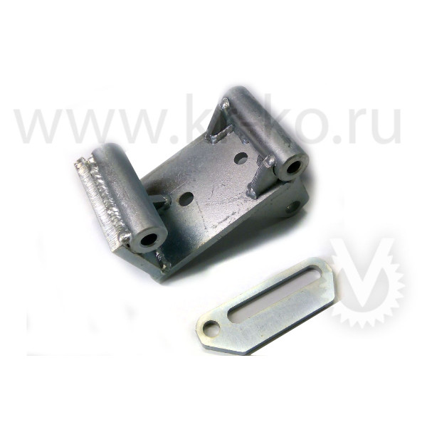 Кронштейн компрессора для Foton Auman 1093 с двигателем PHASER 135Ti-30, под компрессор SD 5H14/7H15